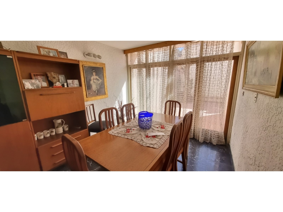 CASA EN VENTA - BARRIO CIVICO - 3