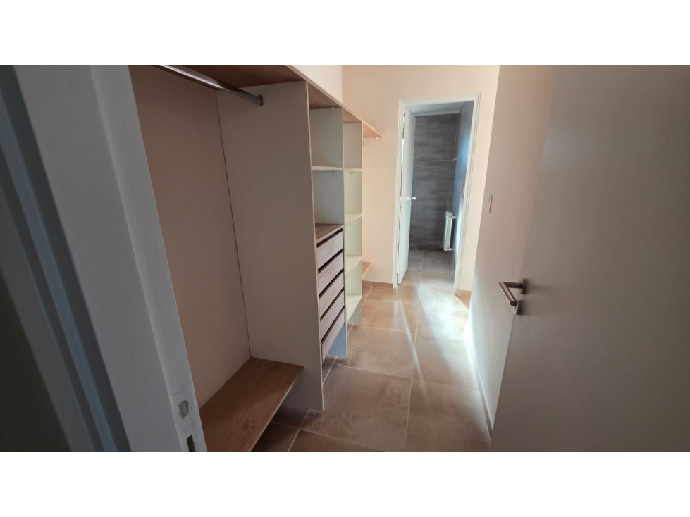 VENTA CASA - BARRIO PRIVADO · 2 dormitorios - 4