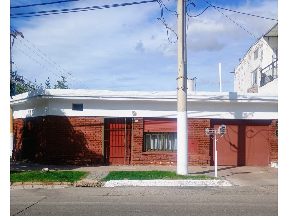 VENTA CASA DOS DORMIT TRES COCHERAS DORREGO APTO CREDITO HIPOT — foto 2
