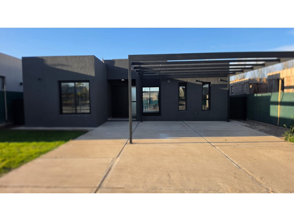 CASA EN ALQUILER - BARRIO PRIVADO PUEBLO MALBEC - 3