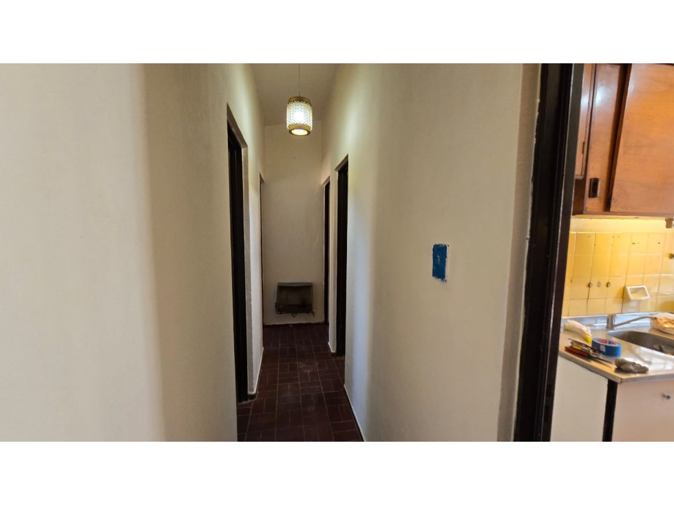 CASA EN VENTA en Carrodilla -Barrio Los Olivos - Lujan - 3
