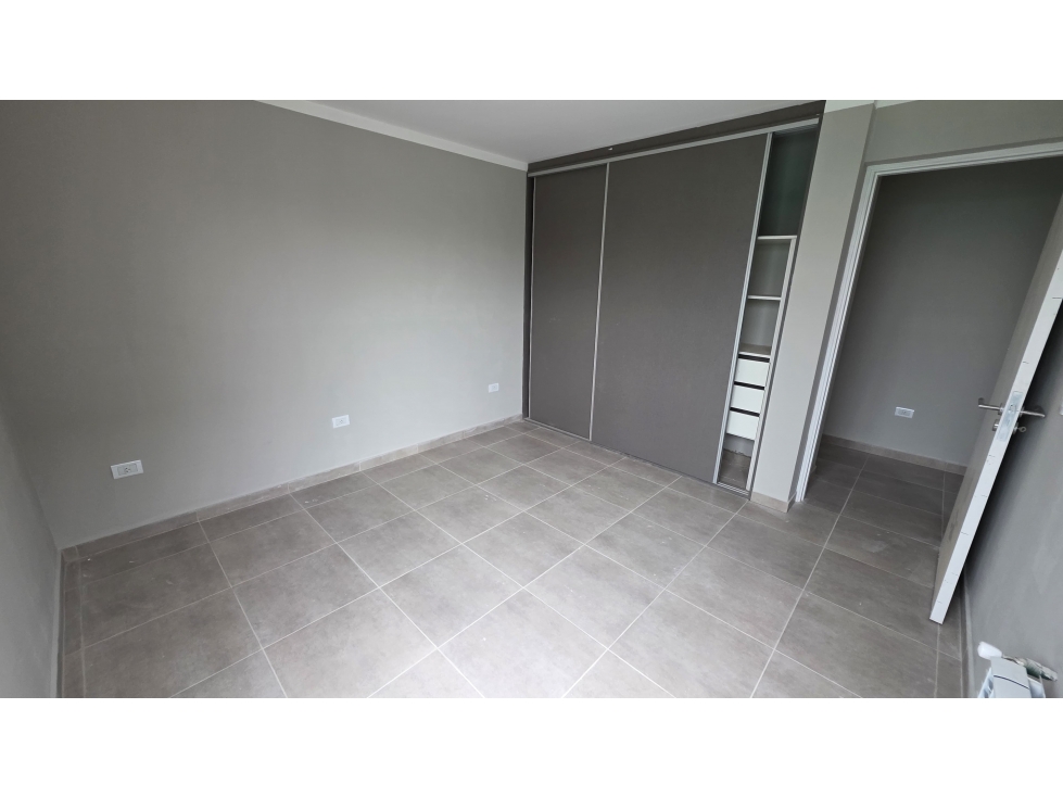CASA · EN VENTA· BARRIO PRIVADO · 2 dormitorios - 6