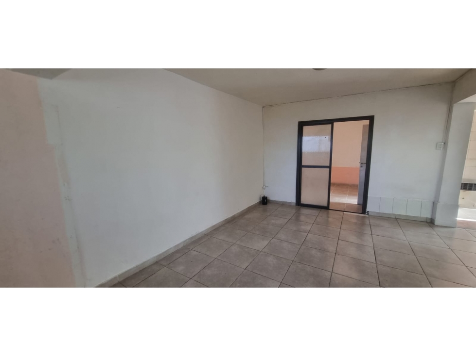 VENTA - DEPARTAMENTO - LOCAL -PLANTA BAJA - GODOY CRUZ - 3