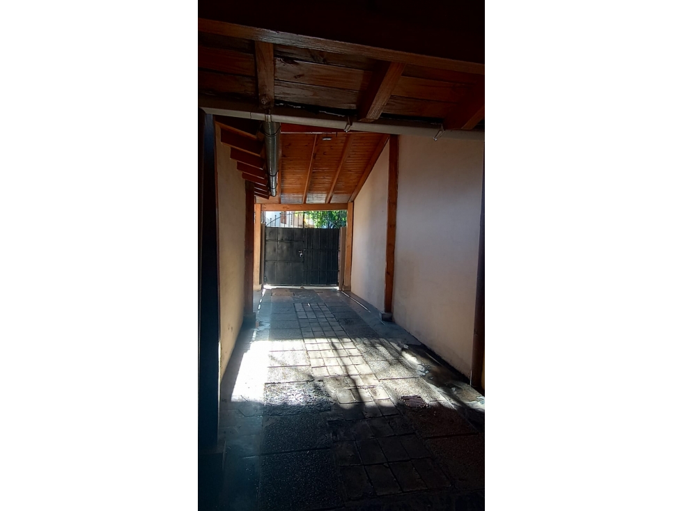 Bridge Inmobiliaria Vende Hermosa Casa Quinta Seccion - Mendoza - 4