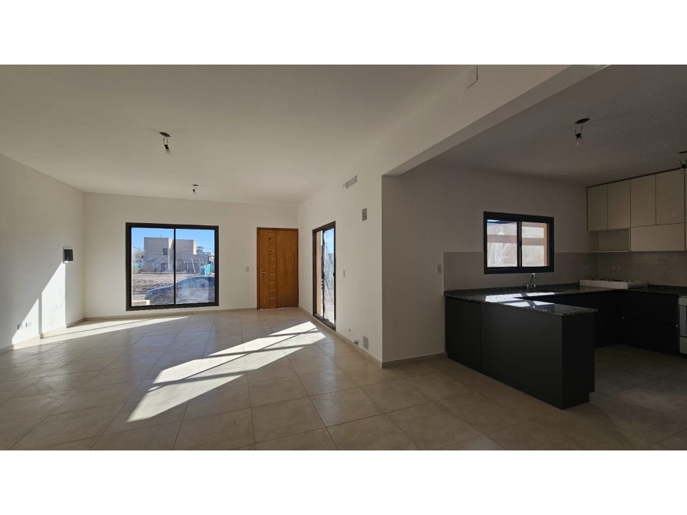 VENTA · CASA EN OBRA ·3 DORMITORIO · MAIPÚ · B. PRIVA VISTA OLIVA - 1