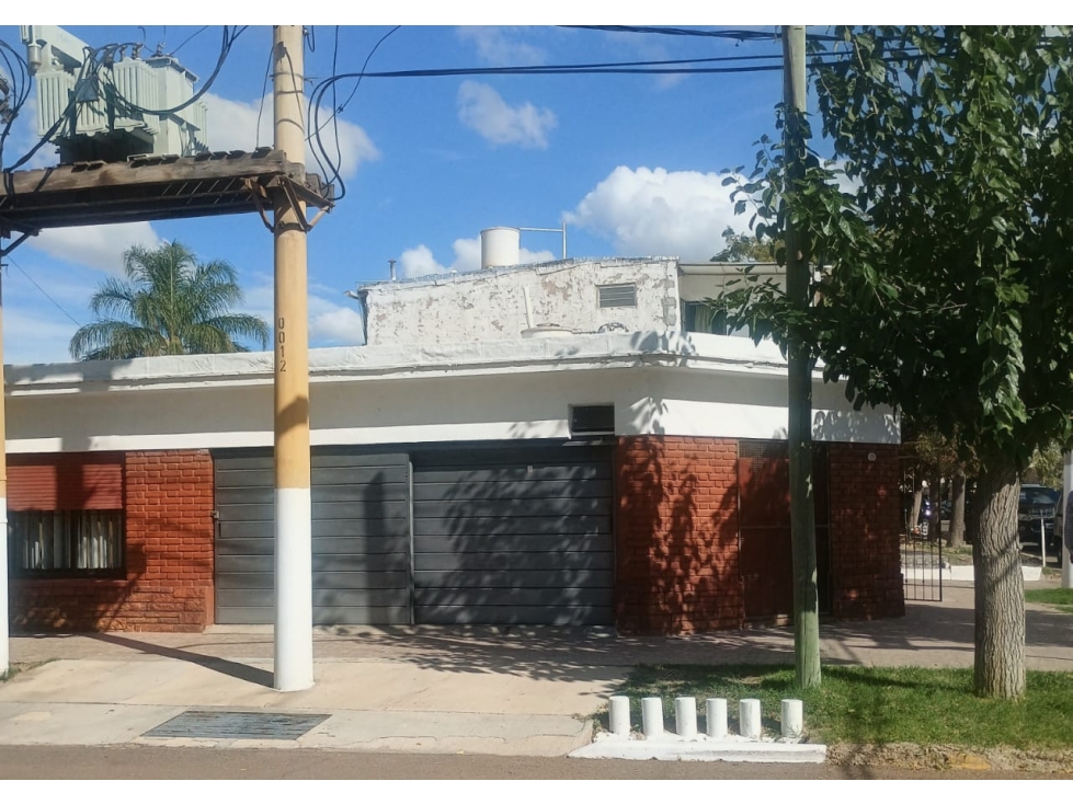 VENTA CASA DOS DORMIT TRES COCHERAS DORREGO APTO CREDITO HIPOT — foto 3