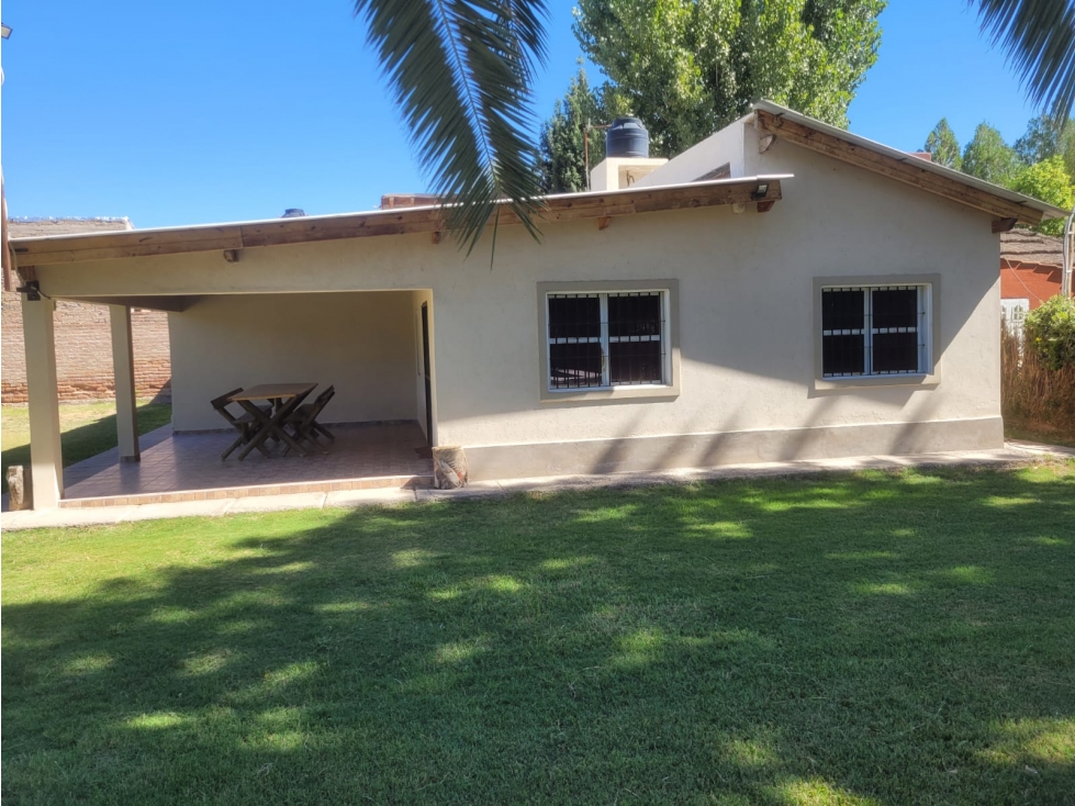 CASA QUINTA · VENTA · 1.630M2 DE TERRENO· GUAYMALLEN · 3 DORMITORIOS - 6