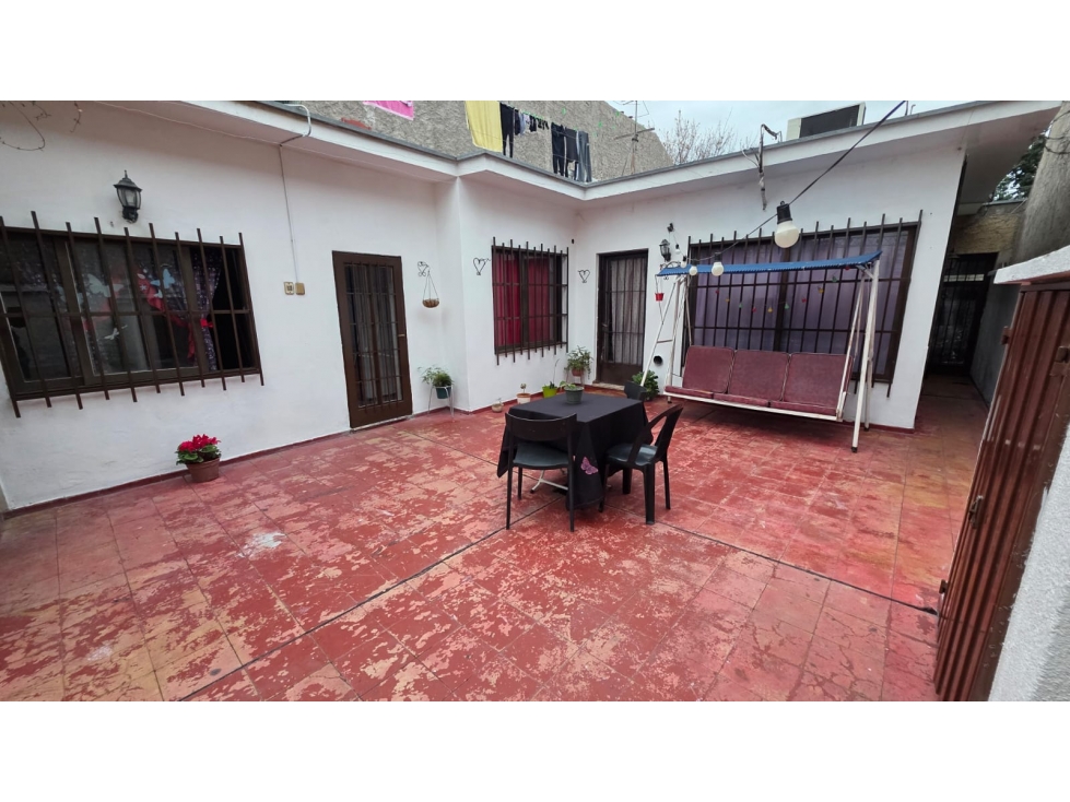 Casa en Godoy Cruz - APTA A CREDITO - 2
