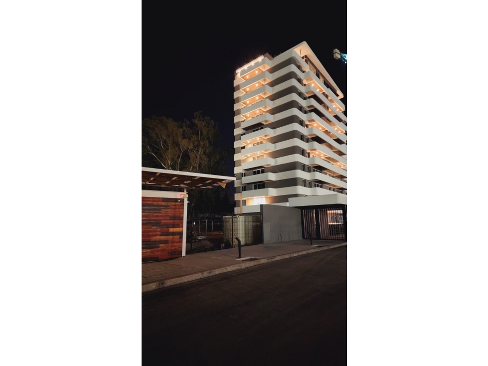 DEPARTAMENTO AMOBLADO DE CATEGORIA EN ALQUILER - 2
