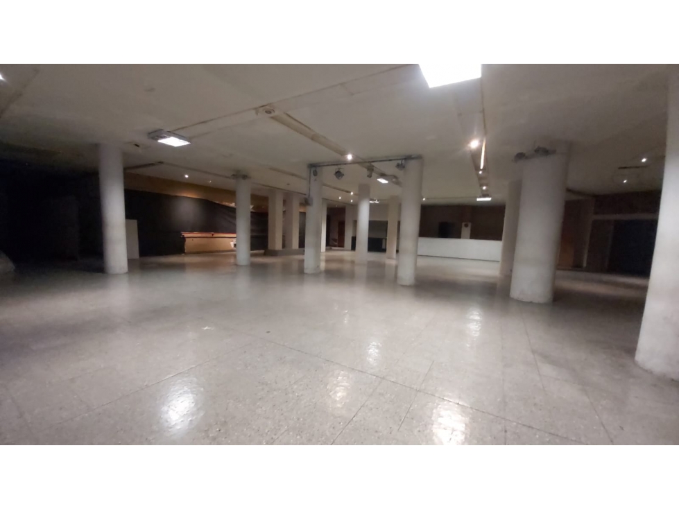 VENTA- PISO SUBSUELO GALERIA TONSA - CAPITAL MENDOZA - 5