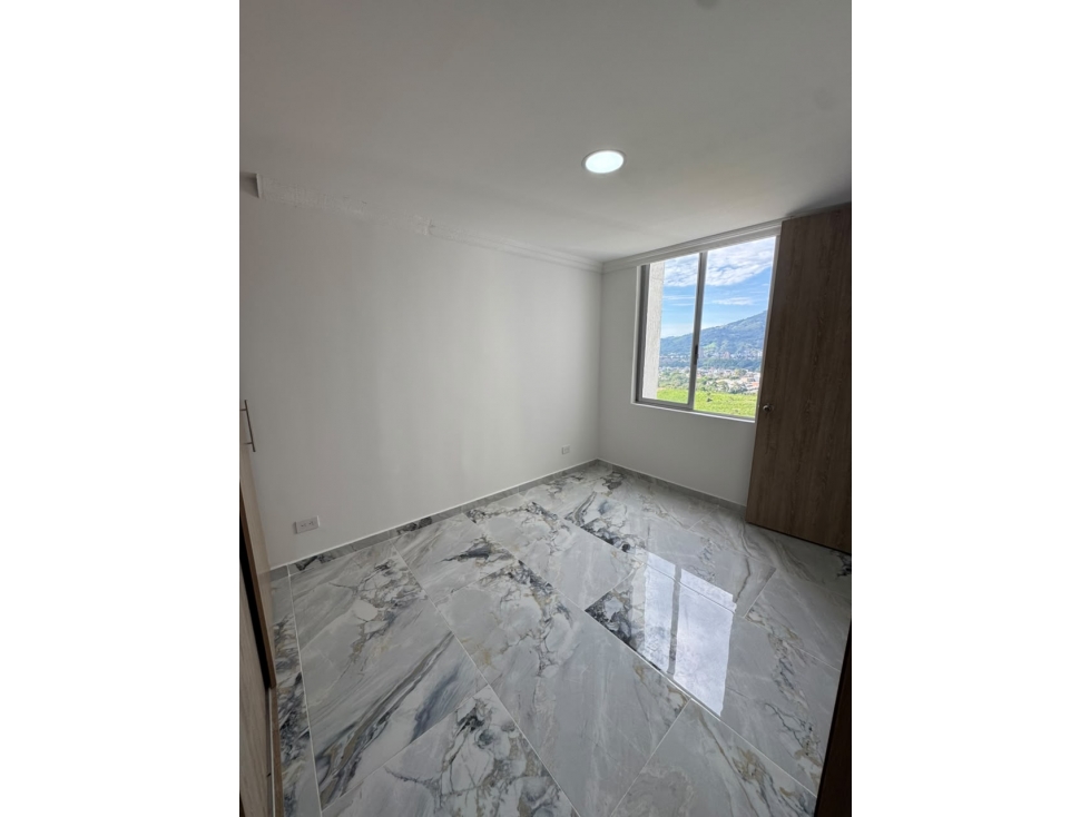APARTAMENTO EN ARRIENDO, SAMARIA 2- BELA VISTA PEREIRA — foto 4