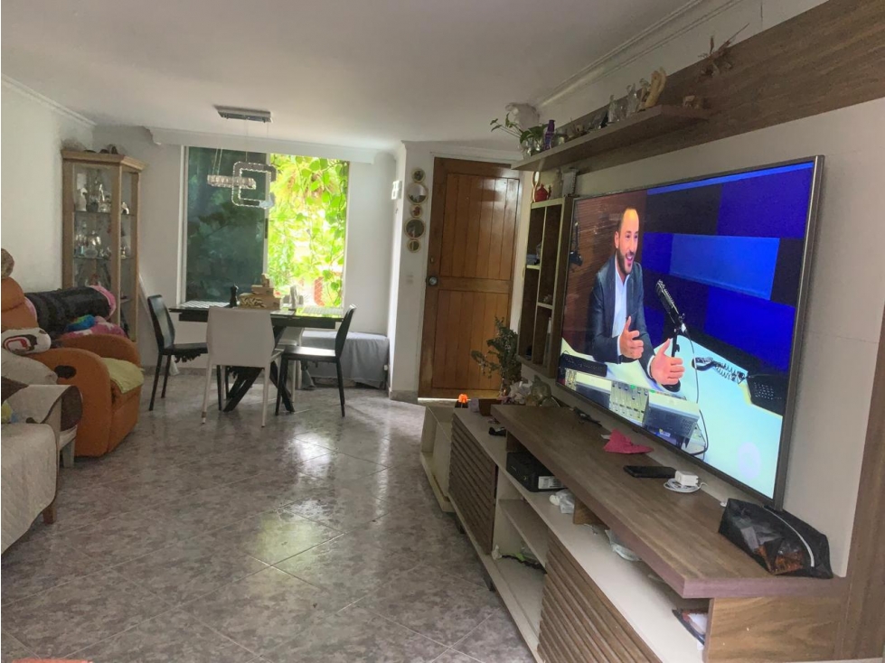 Casa Uifamiliar en Venta, Loma de Los Bernal en Medellín