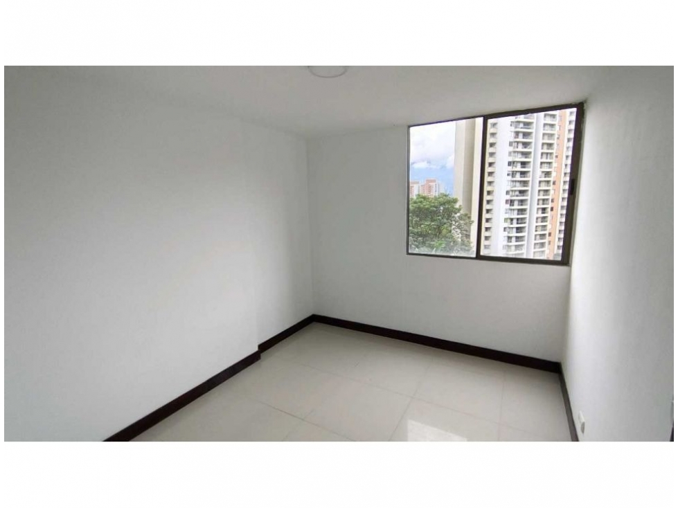 Apartamento en venta, Loma de Los Bernal en Medellin — foto 2
