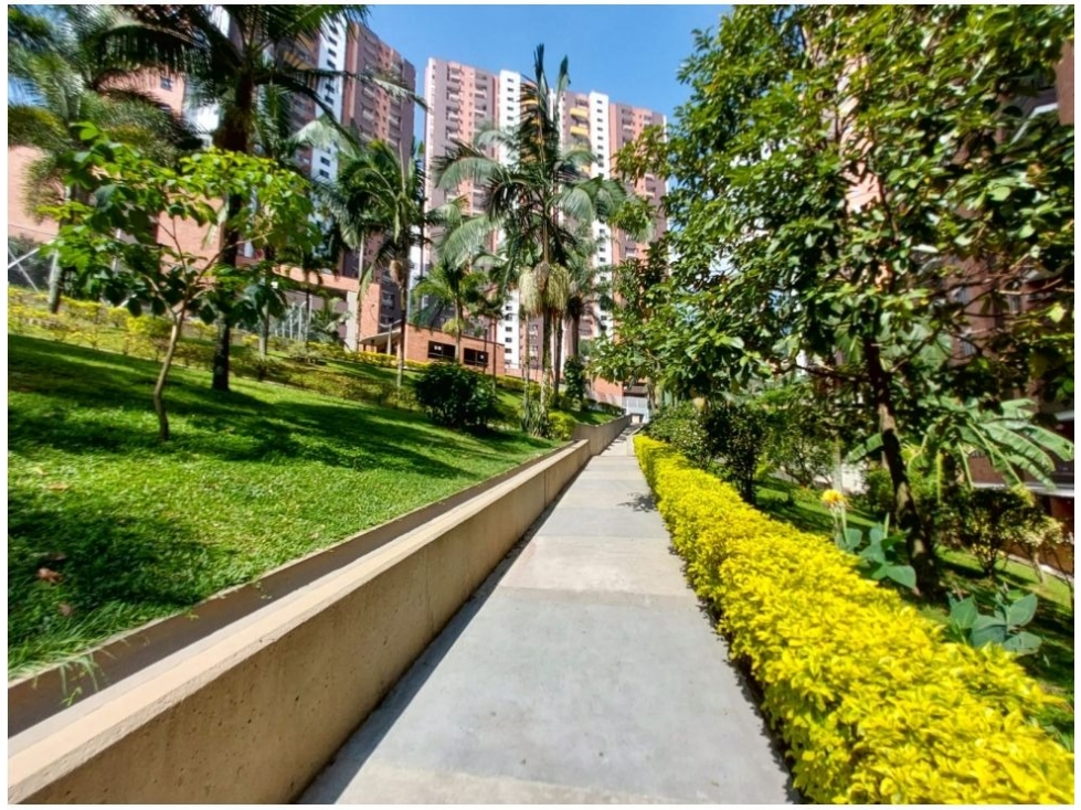 Apartamento en Venta, Rodeo Alto en Medellín — foto 2
