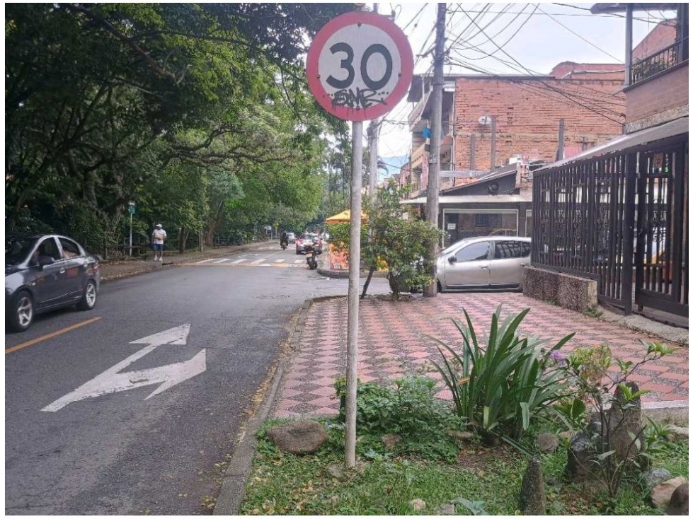 Casa Lote en Venta, Santa Lucía en Medellín — foto 4