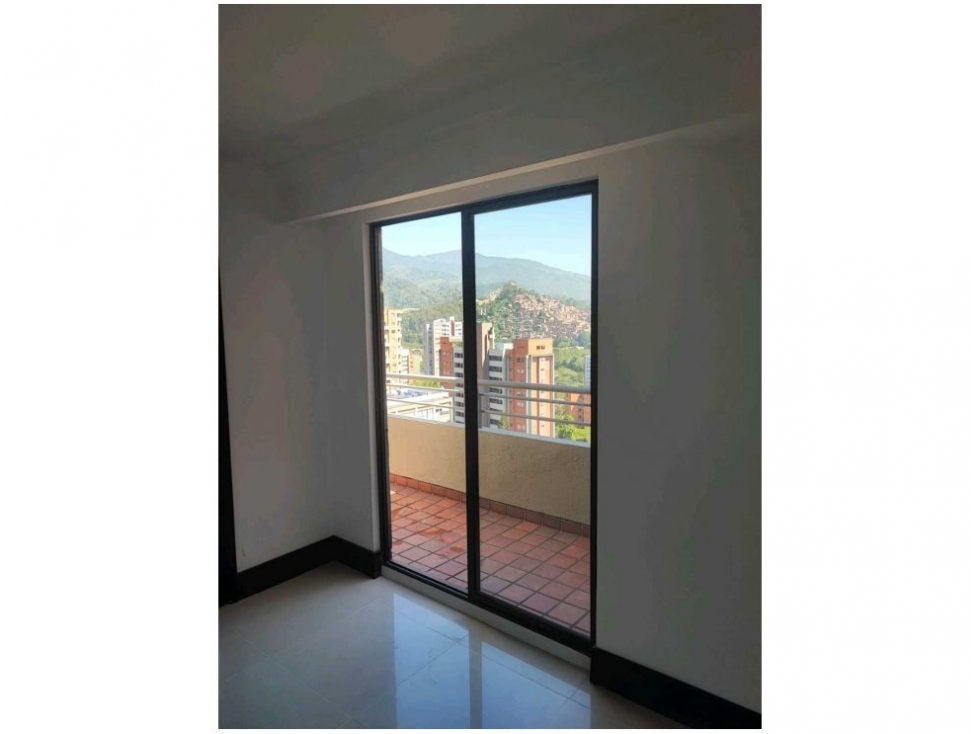 Penthouse en Venta , Loma de los Bernal en Medellín — foto 4