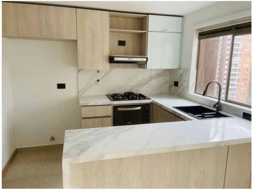 Apartamento en Venta, Loma de los Bernal en Medellín