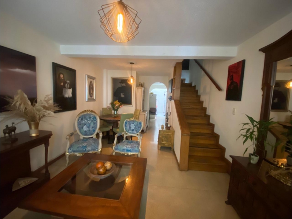 Casa Unifamiliar en Venta, San Bernardo en Medellín