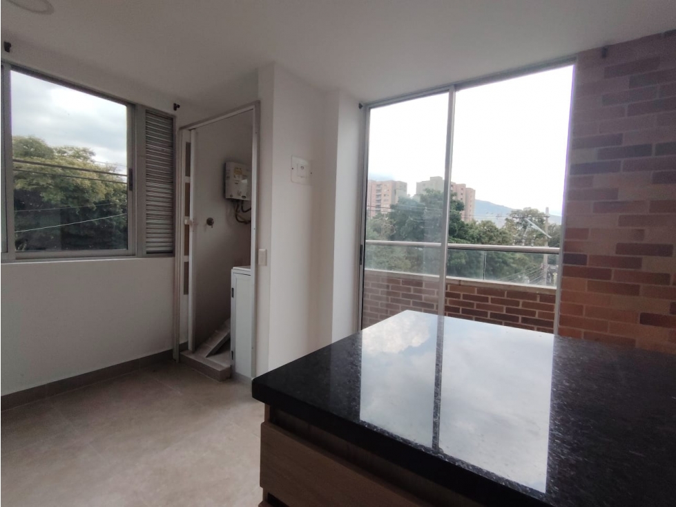 Apartaestudios en Venta, San Bernardo en Medellín — foto 3