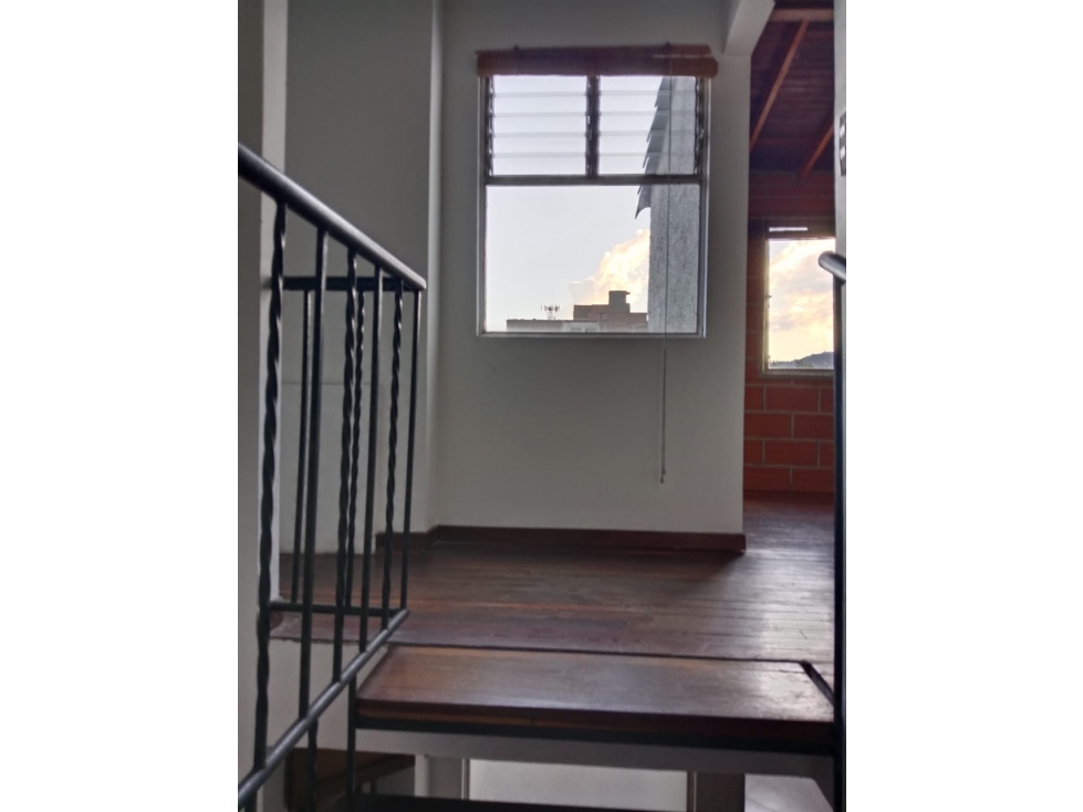 Apartamento dúplex en Venta, América Los Pinos en Medellín - 3