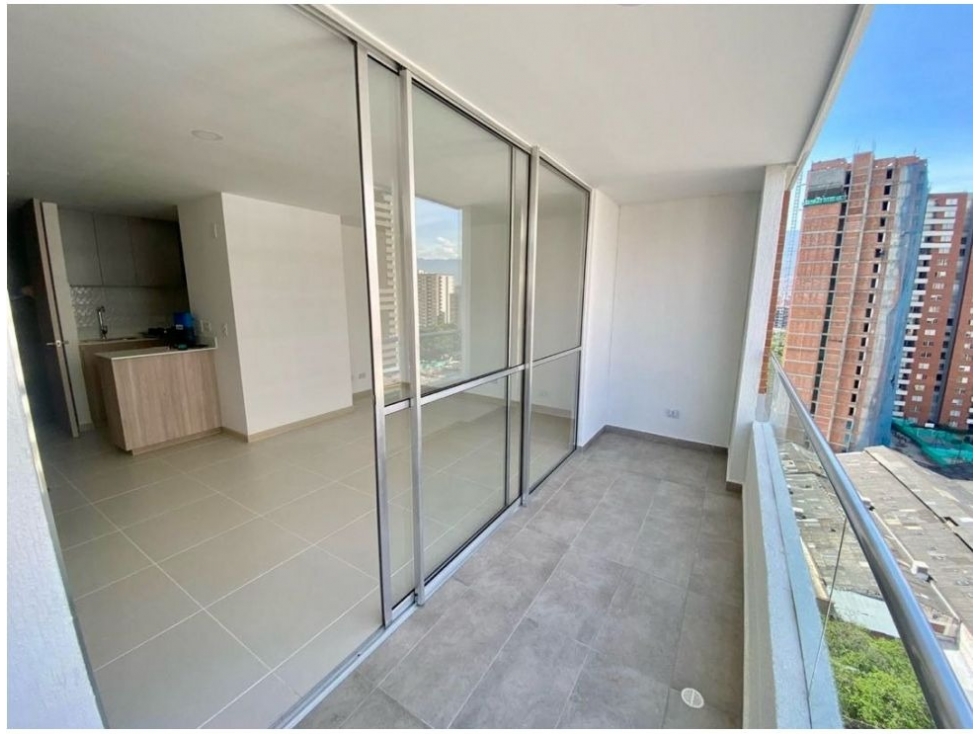 Apartaestudio en Venta, Los Colores en Medellín