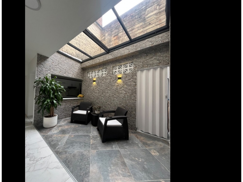 Casa en Venta, Simón Bolívar en Medellín - 3