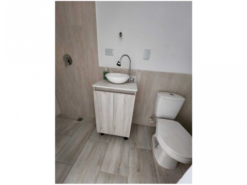Casa en Venta, Carlos E Restrepo en  Medellín - 6