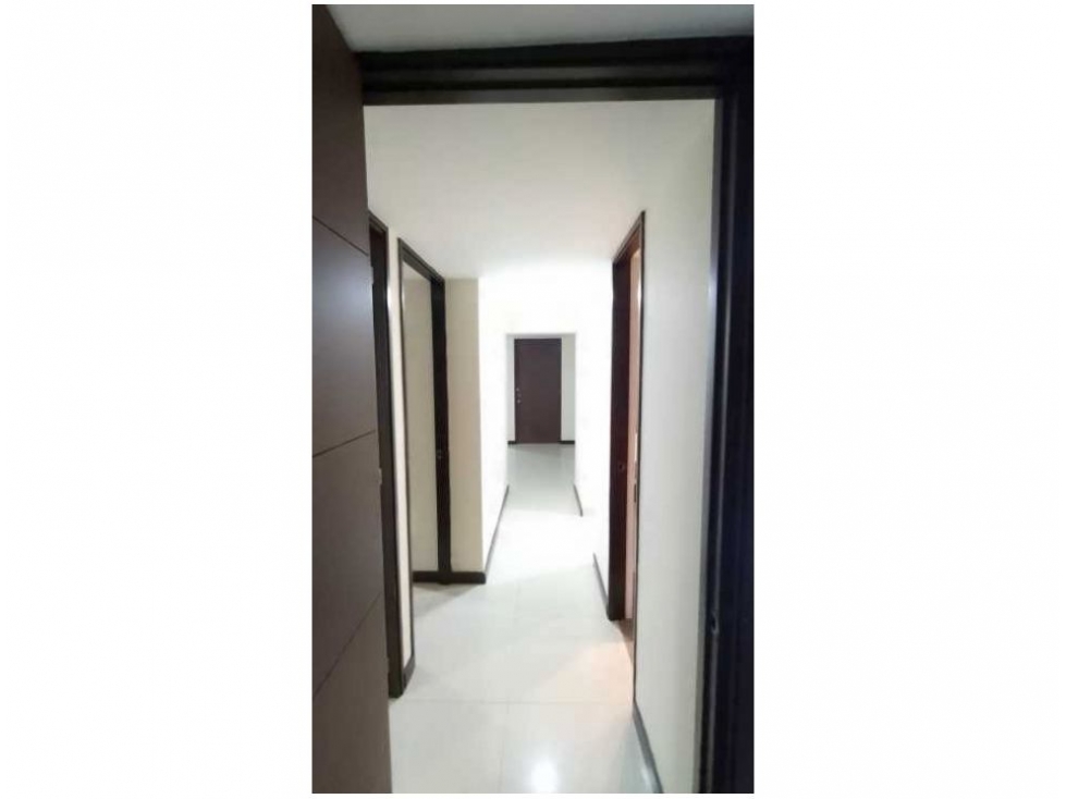Apartamento en Venta, Loma de los Bernal en la Comuna 16 de Medellín — foto 5