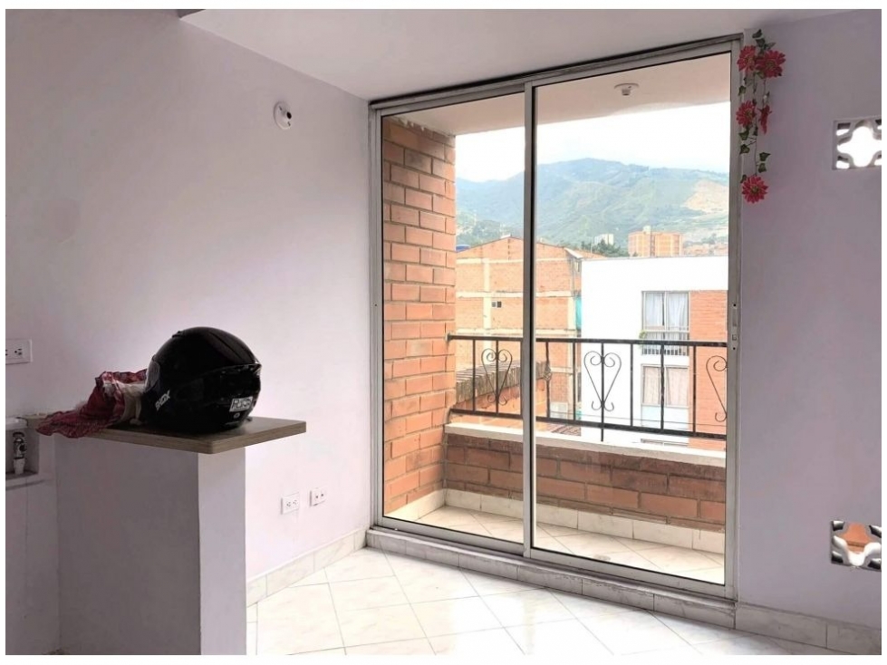 Apartaestudio en Venta, San Javier en Medellín — foto 2