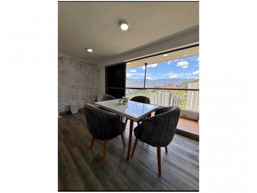 Apartamento en Venta, Loma de los Bernal en Medellín