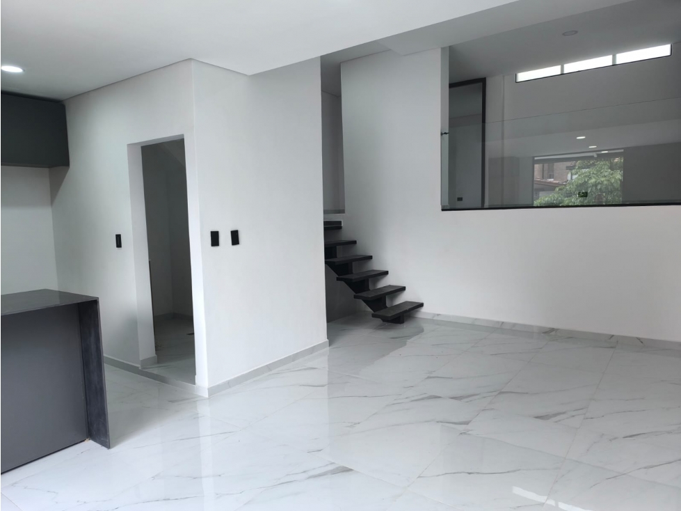 Casa Unifamiliar en Venta, Castellana en Medellín — foto 2