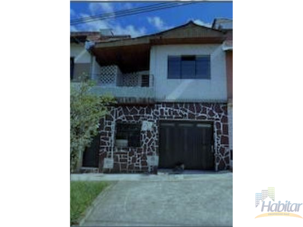 Casa en Venta, Villa Hermosa en Medellín