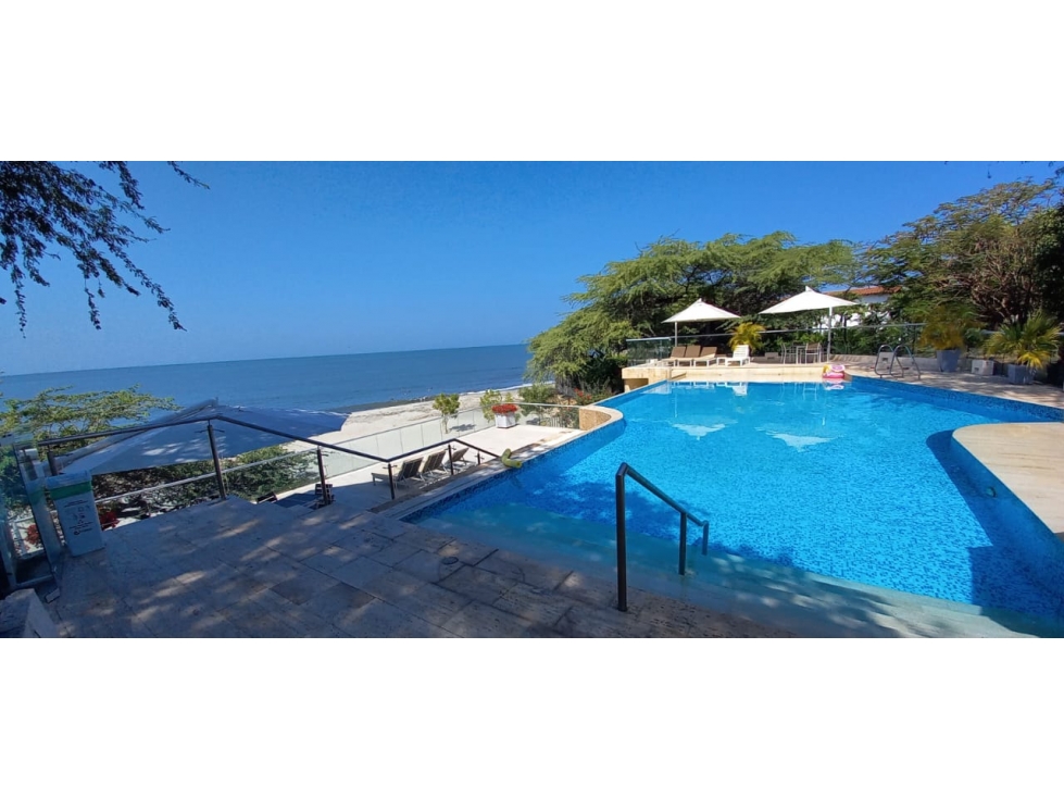 Venta de casa en conjunto cerrado frente al mar Don Jaca Santa Marta