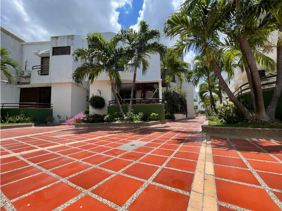 Venta de casa conjunto cerrado Bavaria Santa Marta