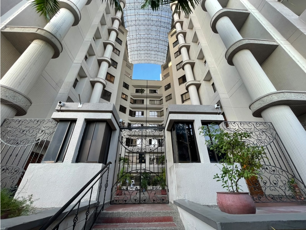 Apartamento de 150 m² patio privado en venta en Bavaria, Santa Marta