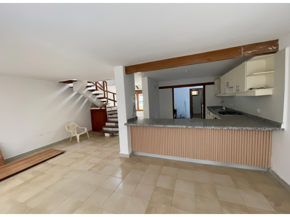 Casa de 3 pisos en arriendo/Rodadero Sur Santa Marta - 2