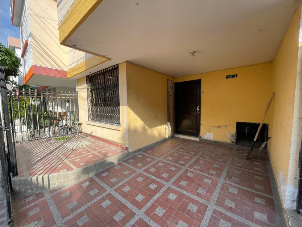 Venta de casa de dos pisos en El Trébol Santa Marta — foto 2