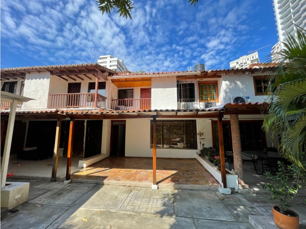 Casa en venta Rodadero, Santa Marta |piscina y cerca de la playa — foto 2