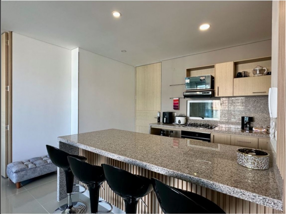 Venta de apartamento permiso turistico frente al mar Playa Salguero — foto 5