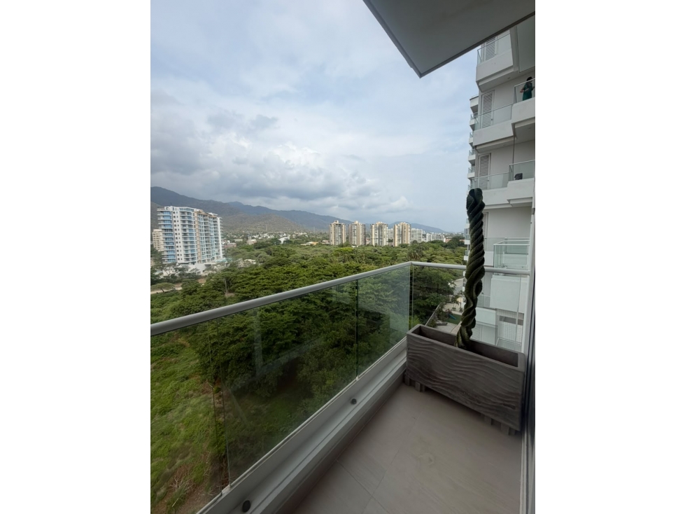 Arriendo apartamento amoblado en Edificio QB Santa Marta — foto 3