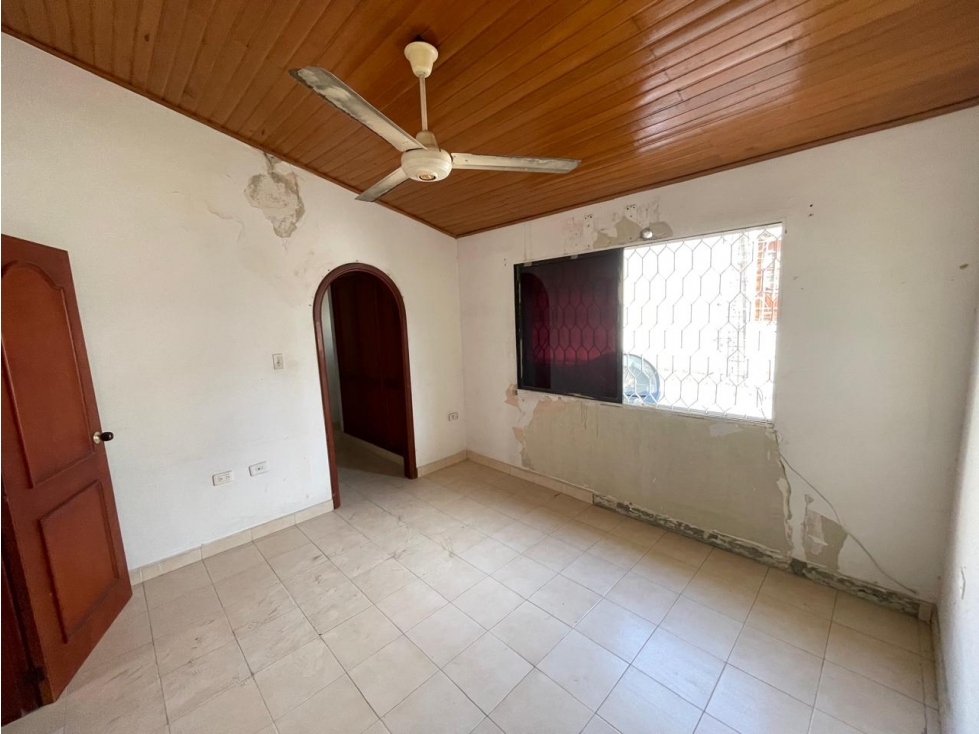 Venta de casa de dos pisos en El Trébol Santa Marta — foto 4