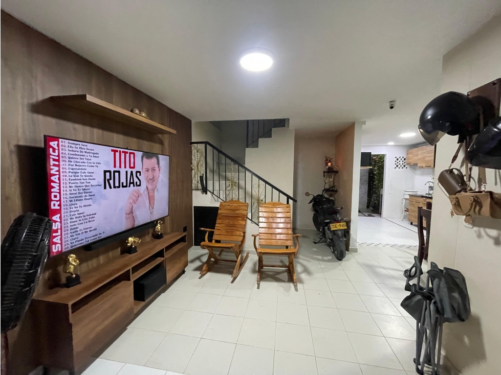 VENTA Casa Los Pinos Santa Marta | 4 alcobas, 2 en primer piso - 4