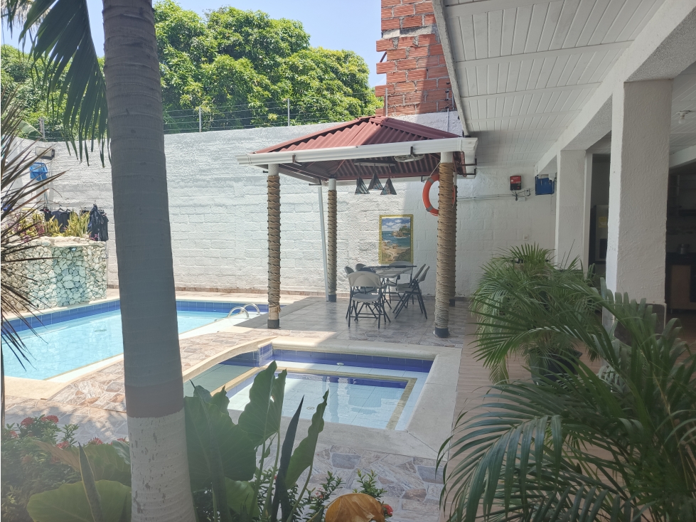 En venta casa campestre con 7 alcobas, amoblada, sector de Gaira|02 - 3