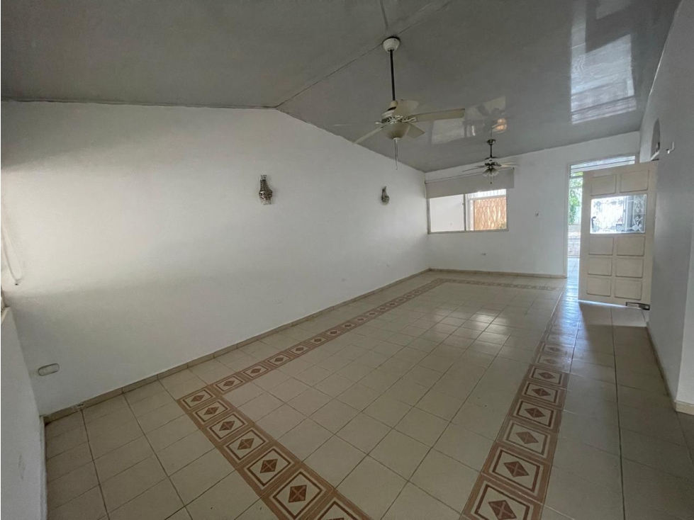 Venta Casa de 403 M² Terraza, Estudio y Patio Frutal / Barrio Jardín — foto 6