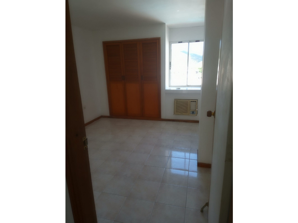 Venta apartamento en Rodadero Norte, Santa Marta, cerca al mar — foto 6