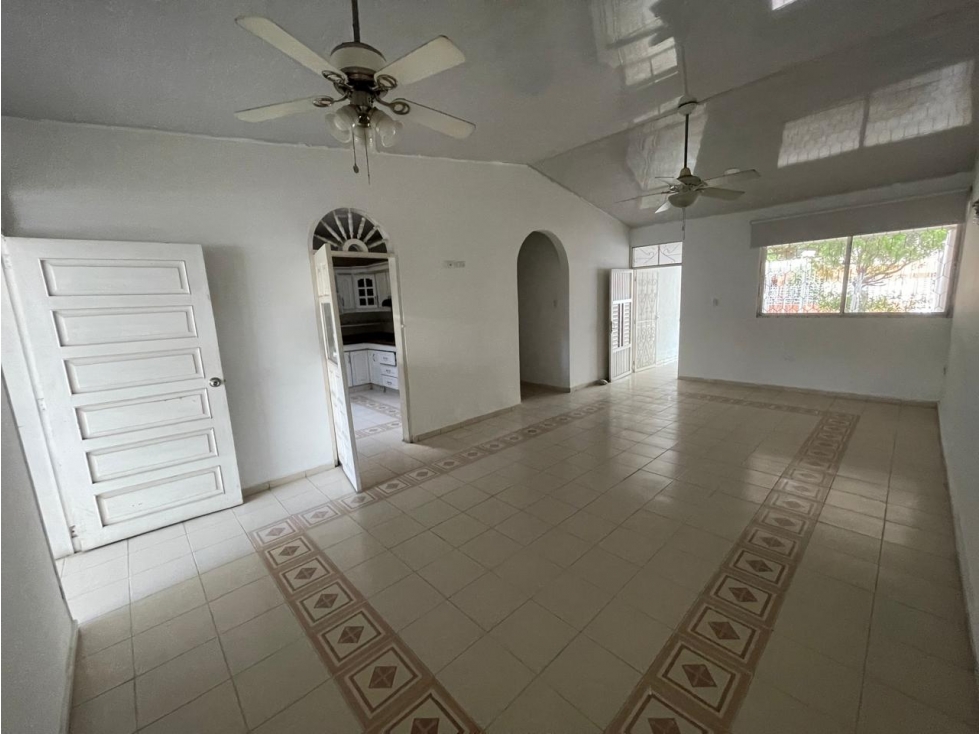 Venta Casa de 403 M² Terraza, Estudio y Patio Frutal / Barrio Jardín — foto 5
