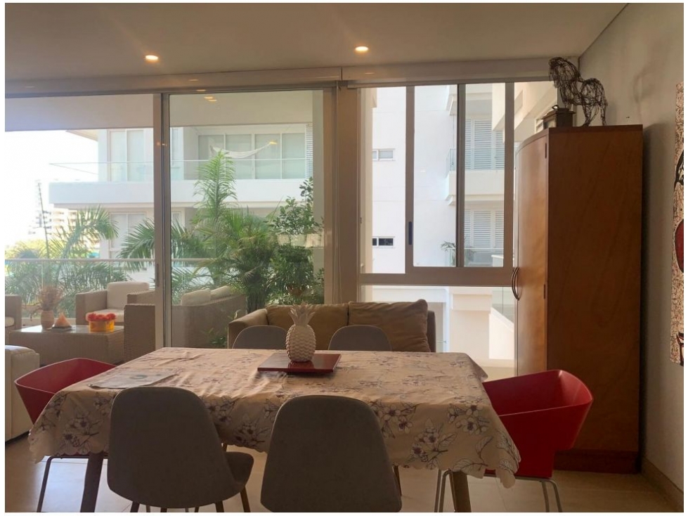Descubre el refugio de tus sueños: Hermoso apartamento frente al mar — foto 6