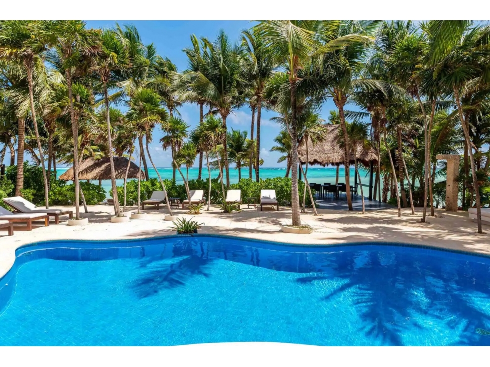 CHARMING 9-BEDROOM OCEANFRONT VILLA IN SOLIMAN BAY, TULUM - 2