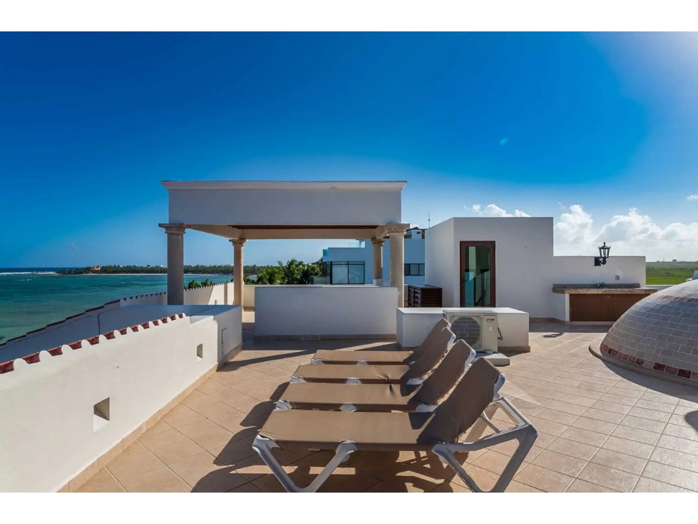 SPECTACULAR OCEANFRONT HACIENDA-STYLE VILLA IN SOLIMAN BAY, TULUM - 2