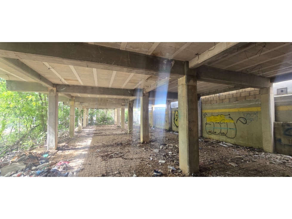 TERRENO SOBRE AVENIDA TRANSITADA EN VENTA PLAYA DEL CARMEN - 3